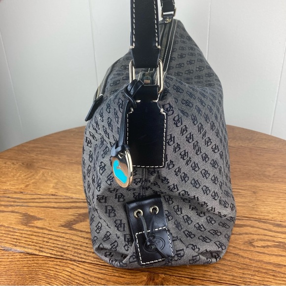Dooney & Bourke Vintage Sig large slouchy hobo & wristlet Gray/Black Blue Duck - Picture 2 of 13